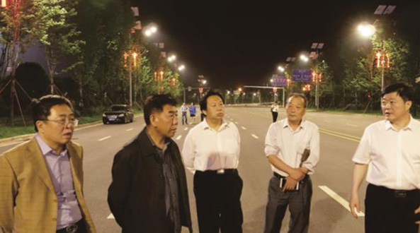 讓陽(yáng)光照亮更多的夜晚  ——穩(wěn)步發(fā)展的我國(guó)新能源照明產(chǎn)業(yè)